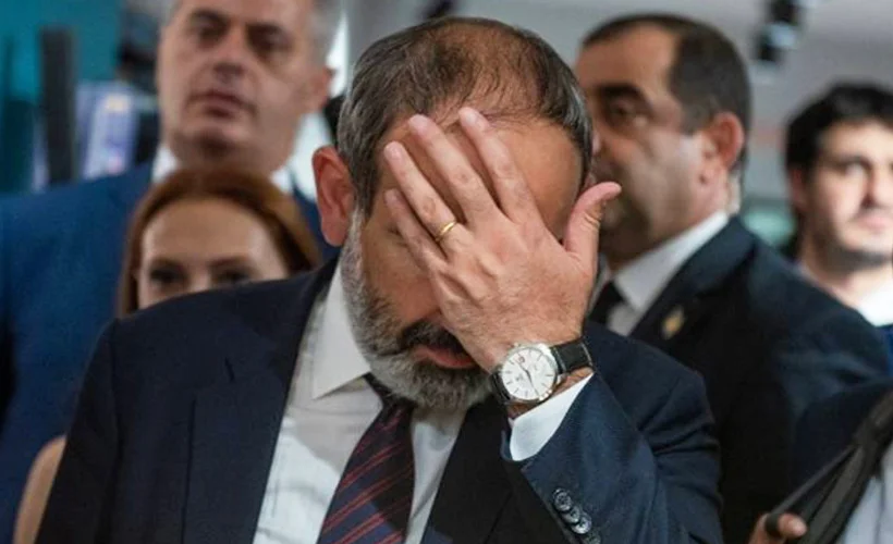 'Paşinyan, kendi halkına karşı tarihî bir suç işliyor'