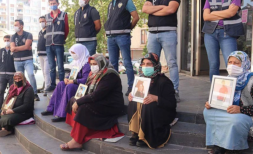 PKK'ya kucak açan Avrupa, Diyarbakır annelerini görmezden geliyor