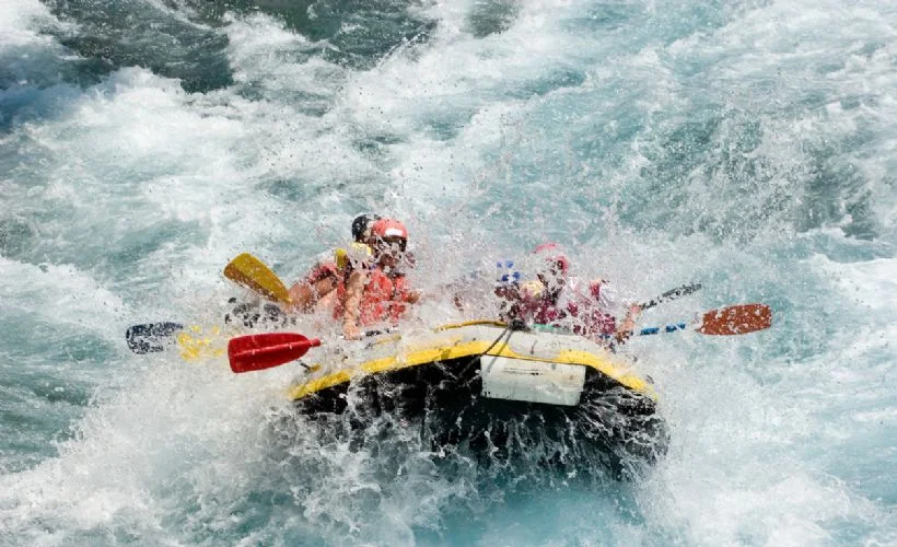 Rafting tutkunları için dünyada en ideal 10 yer