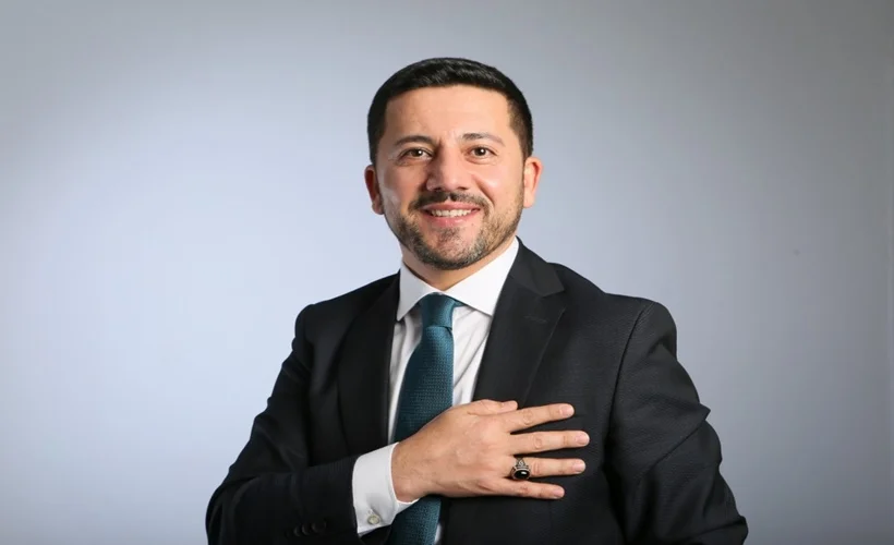 Rasim Arı kimdir?