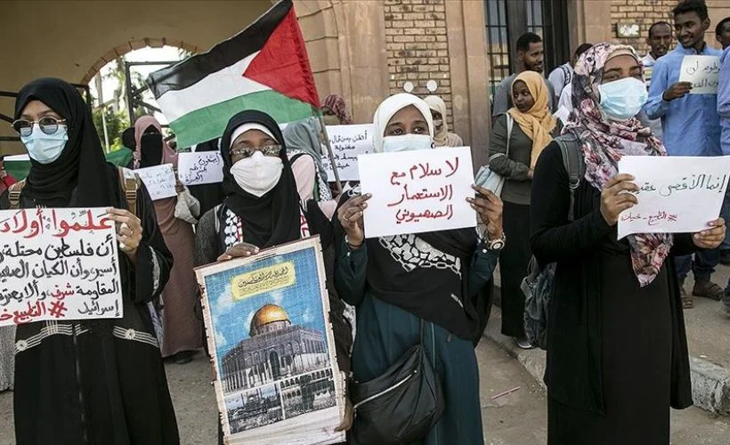 Sudan'da İsrail ile normalleşme protesto edildi