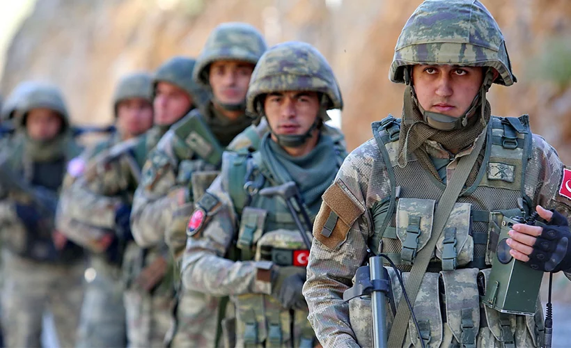 Türk askerinin Irak ve Suriye'deki görev süresi uzatıldı