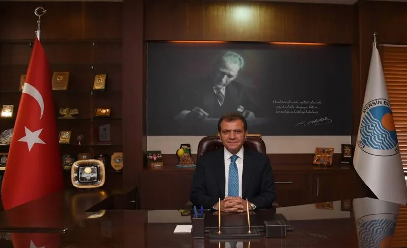 Vahap Seçer kimdir?