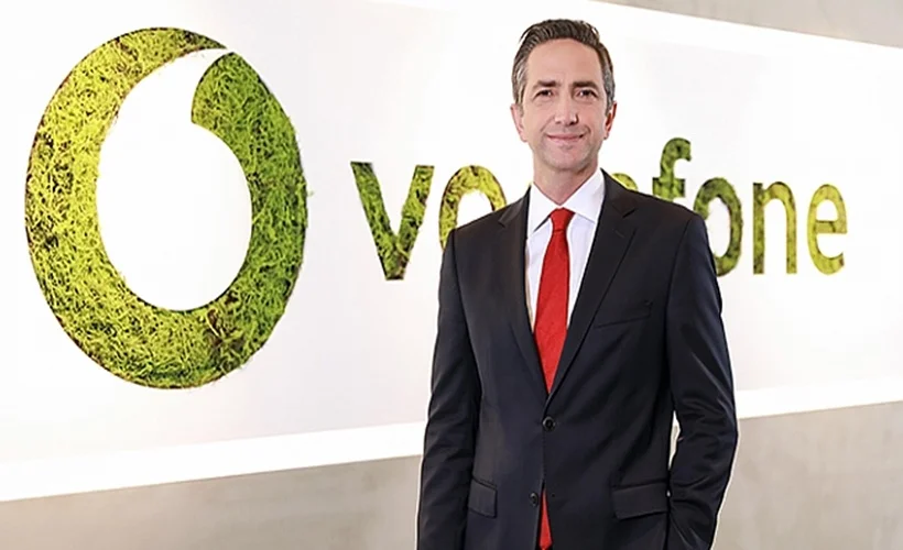 Vodafone, dijital SIM kart eSIM'i hizmete sundu