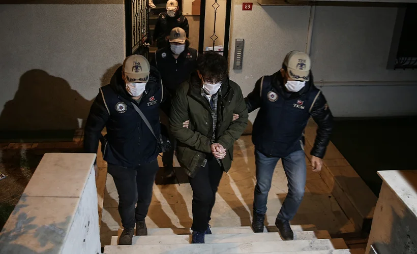 14 ilde FETÖ'nün TSK yapılanmasına operasyon