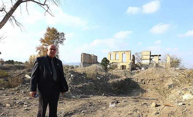Ağdamlılar 'hayalet şehre' dönen memleketlerini görkemli günleriyle hatırlıyor