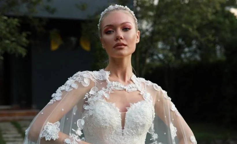 Arya Sposa Ceo'su Derya Demir Alaçatı koleksiyonunu tanıttı