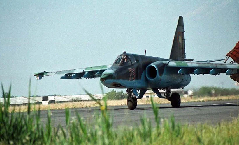 Azerbaycan, Ermenistan'a ait Su-25 savaş uçağını düşürdü