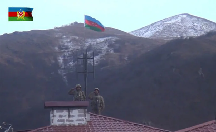 Azerbaycan Ordusu, Kelbecer'e bayrak dikti