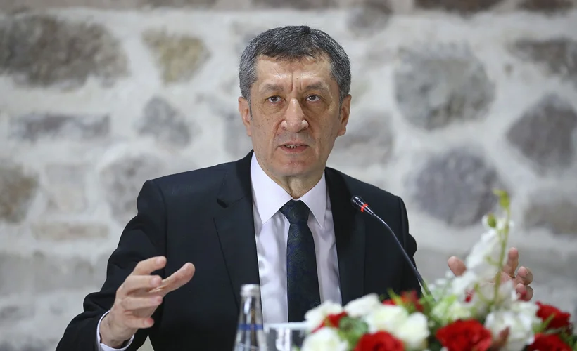 Bakan Selçuk'tan ''EBA TV'' açıklaması: Kaliforniya'da bile erişim sorunu var