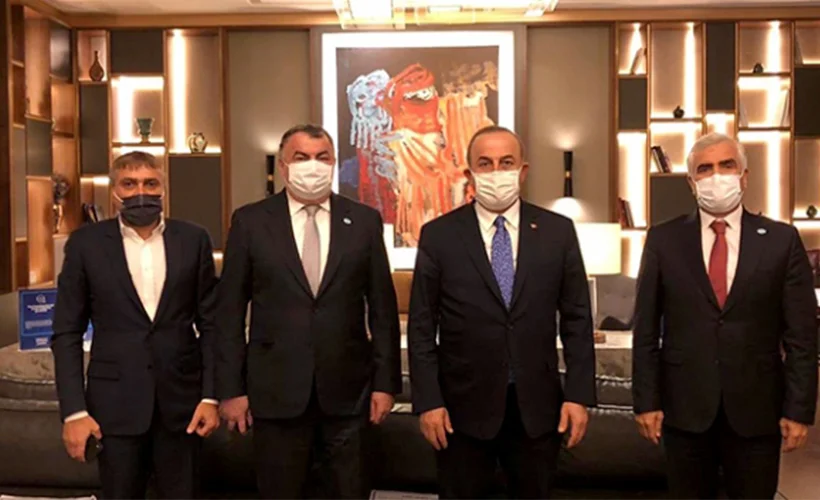 Çavuşoğlu, Dünya Ahıska Türkleri Birliği üyeleriyle görüştü