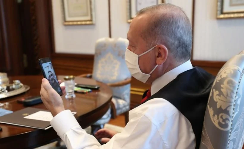Erdoğan, Viyana'daki saldırıda yaralananların yardımına koşan Türklerle görüştü