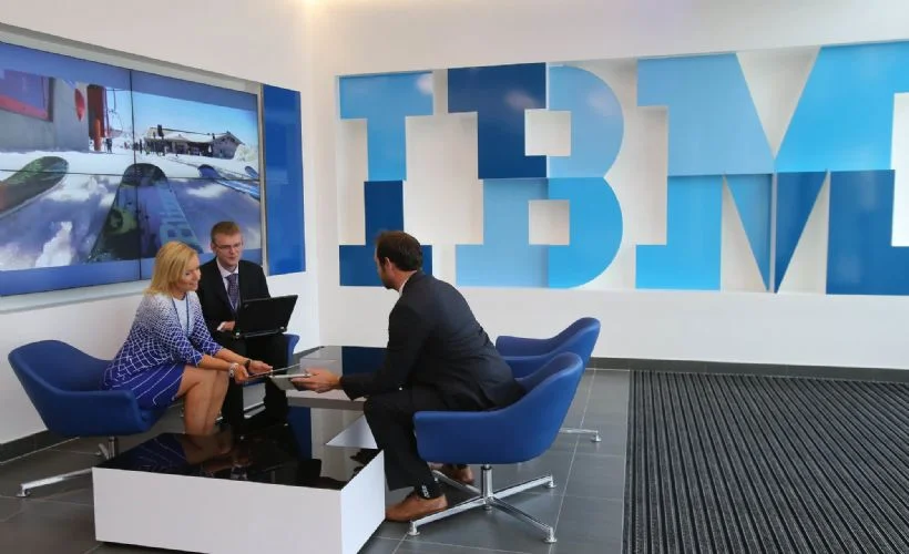 IBM 10 bin kişiyi işten çıkaracağını duyurdu