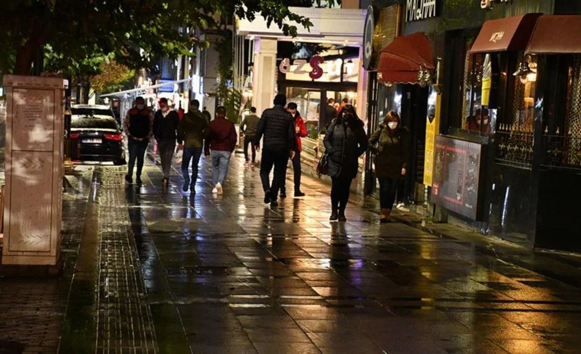 İçişleri Bakanlığı'ndan, valiliklere yeni Kovid-19 genelgesi