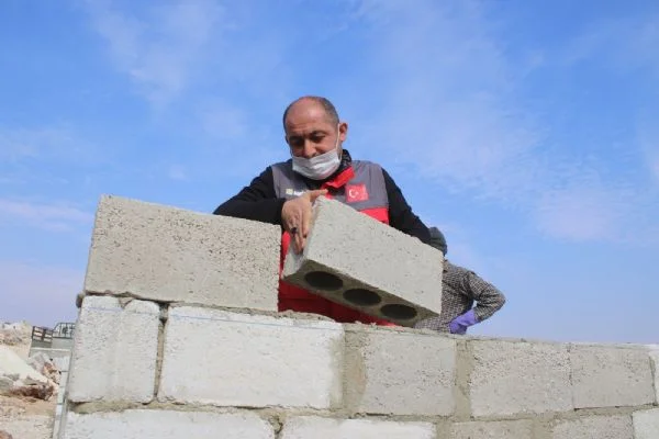 İdlib'e Yasin Börü Yaşam Kenti
