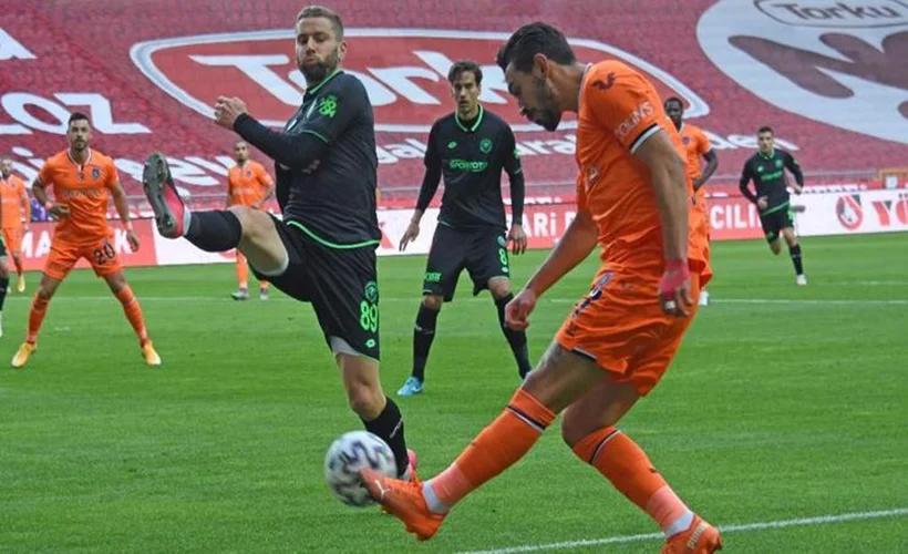 Konya, evinde Başakşehir'e boyun eğdi