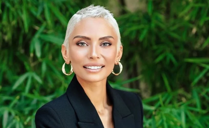 Leyla Tonya dünyaya açılıyor