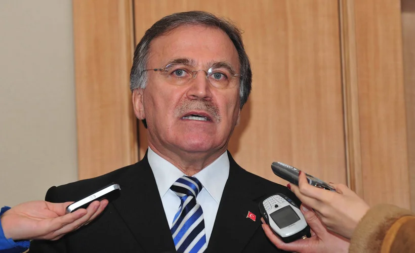 Mehmet Ali Şahin'den Arınç'ın sözlerine tepki