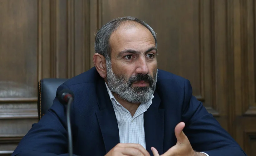 Paşinyan, Dışişleri Bakanı'nı görevden alıyor