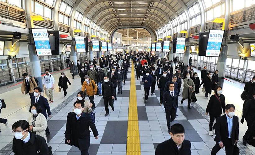 Salgının arttığı Japonya'da OHAL gündemde
