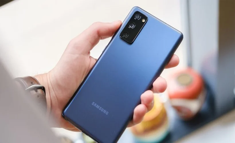 Samsung'dan Galaxy S20 FE tercihine 'Hediye paketi'