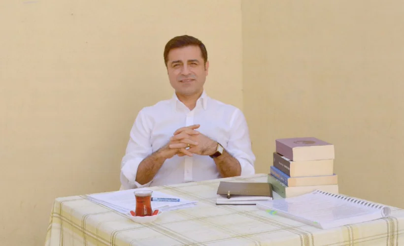 Selahattin Demirtaş: PKK'ya bağlı ya da tabi değilim