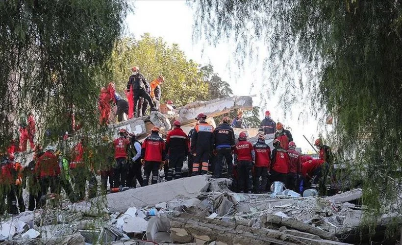 Türkiye İzmir için tek yürek