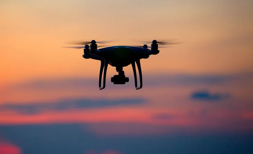 ABD küçük dronların sokaklarda gece uçuşuna izin verecek