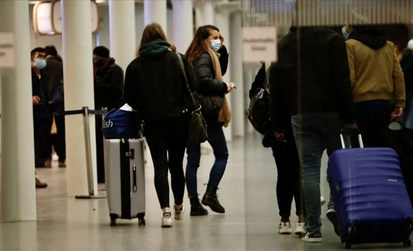 ABD yönetimi İngiltere'de ortaya çıkan yeni Kovid-19 türü nedeniyle alarma geçti