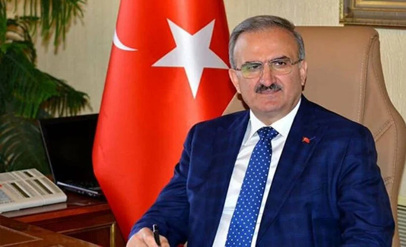 Antalya Valisi: İsteyenler evlerinin önüne çıkabilir