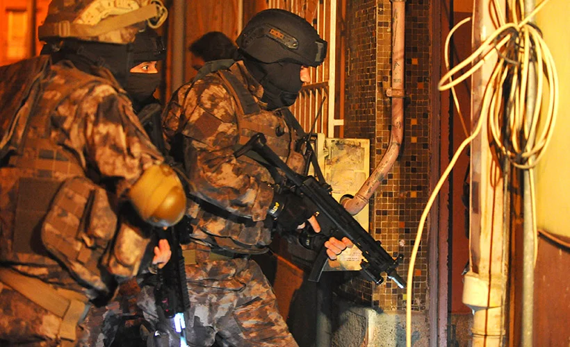 Bursa'da FETÖ operasyonu: 6 gözaltı