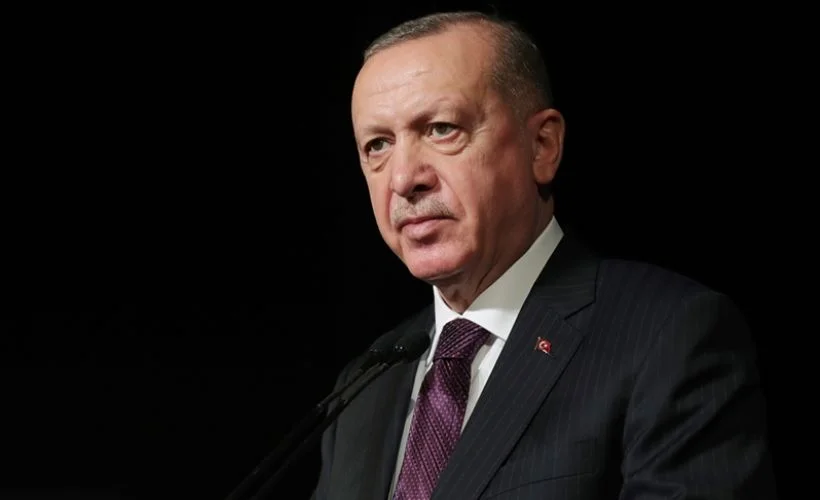 Erdoğan Azerbaycan'da bulunan Mehmetçiğe telefondan hitap etti: Sizin oradaki mevcudiyetiniz onur nişanesidir