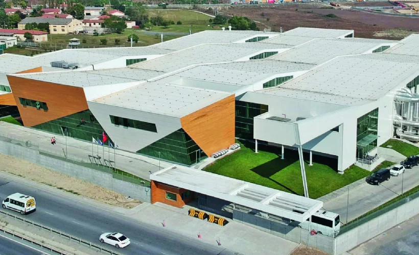 İHA tesislerinin görüntülerini izinsiz çeken 2 Rus gazeteci gözaltına alındı