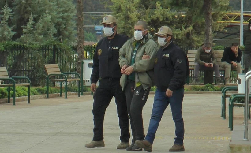 Kırmızı bültenle aranan Fransız uyruklu terörist Hatay'da yakalandı