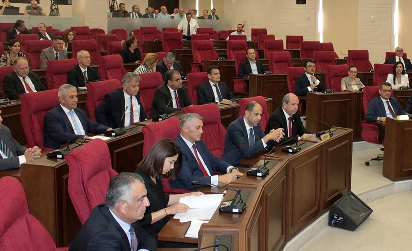 KKTC'de yeni kurulan koalisyon hükümeti güvenoyu aldı