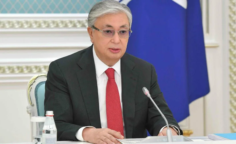 Tokayev, yabancı bankalarda hesap açılmasını yasakladı