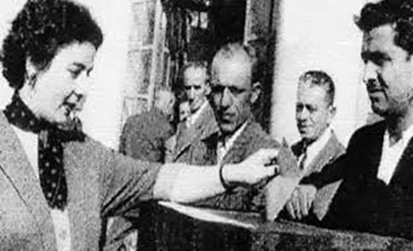 Türk kadınına seçme ve seçilme hakkının tanınması