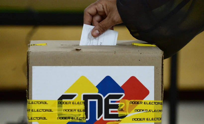 Venezuela'da halk sandık başına gidiyor