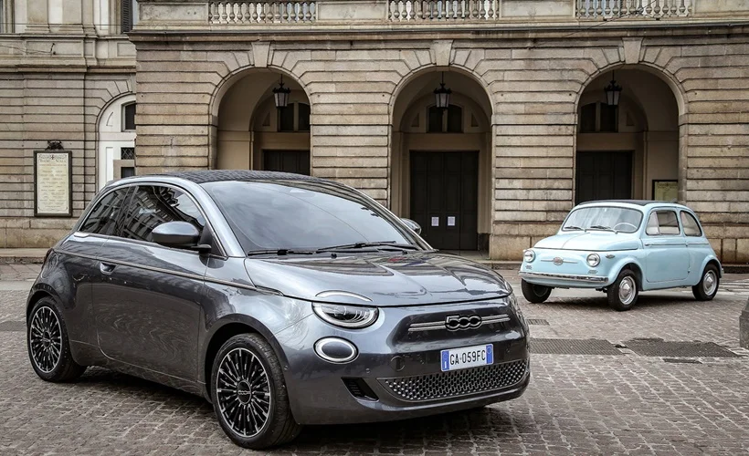 Yeni Fiat 500'e Fransa ve Birleşik Krallık'tan ödül