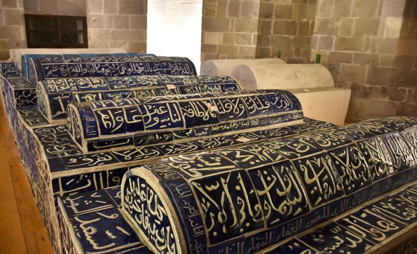 Anadolu Selçuklu sultanlarının sandukaları restore ediliyor