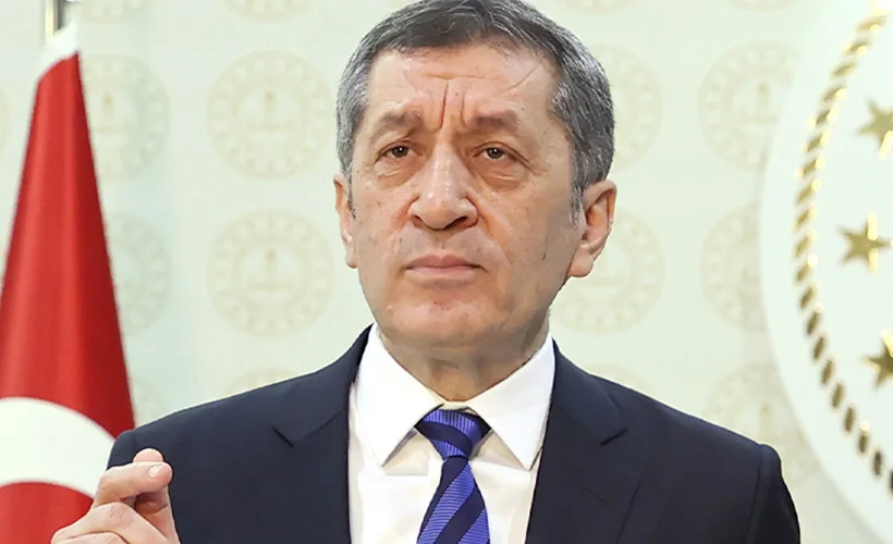 Bakan Selçuk açıkladı: Yarın tüm okullarda bayrak töreni yapılacak