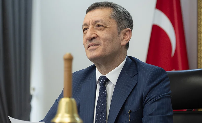 Bakan Selçuk: Kızlarımız dünya ortalamalarını alt üst etti