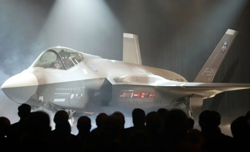 Biden yönetimi BAE'ye F-35 satışı dahil birçok askeri satış işlemini askıya aldı