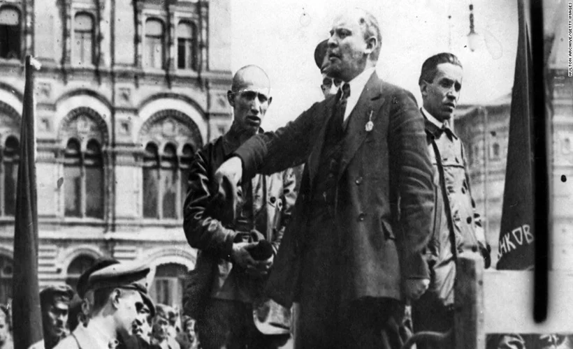 Bolşevikler'in tarih sahnesine çıkışı