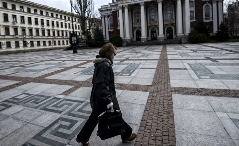 Bulgaristan'da Kovid-19 salgınına karşı alınan bazı önlemler gevşetiliyor