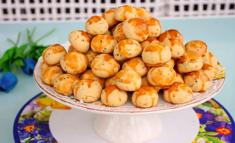 Çörek otlu tuzlu kurabiye | Bayatlamayan kolay tuzlu kurabiye tarifi