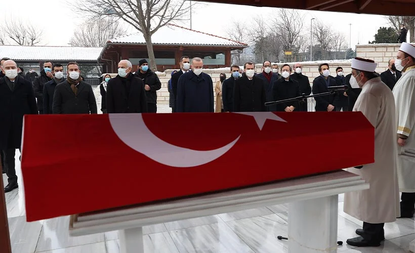 Erdoğan, Prof. Vergin'i son yolculuğunda yalnız bırakmadı