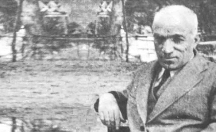 Fecri Ati'den 'Ati'ye uzanan şiir yolculuğu
