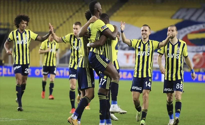 Fener evinde liderliğe uzandı