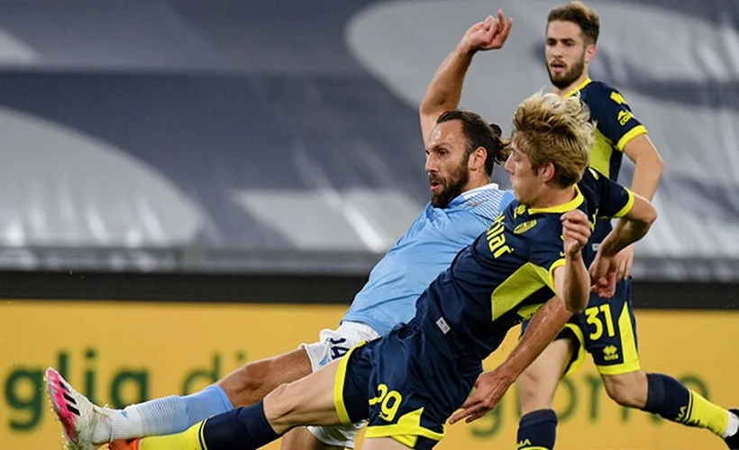 Fenerli eski yıldız Lazio'da da parladı